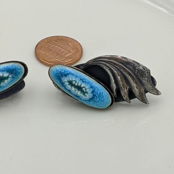 Vintage Blue Green Dark Silver Wing Clip Earrings - Picture 6 of 10